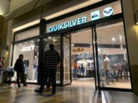 Quiksilver & Roxy_Frontis