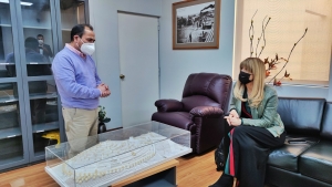 E8sgrDYWQAsMjvY-300x169