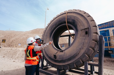 NEUMAìTICOS LOMAS BAYAS 3