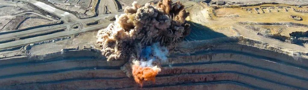 Minera-Centinela-de-Antofagasta-Minerals-inicia-construcción-de-nuevo-rajo-que-es-clave-para-su-crecimiento--compressed (1)