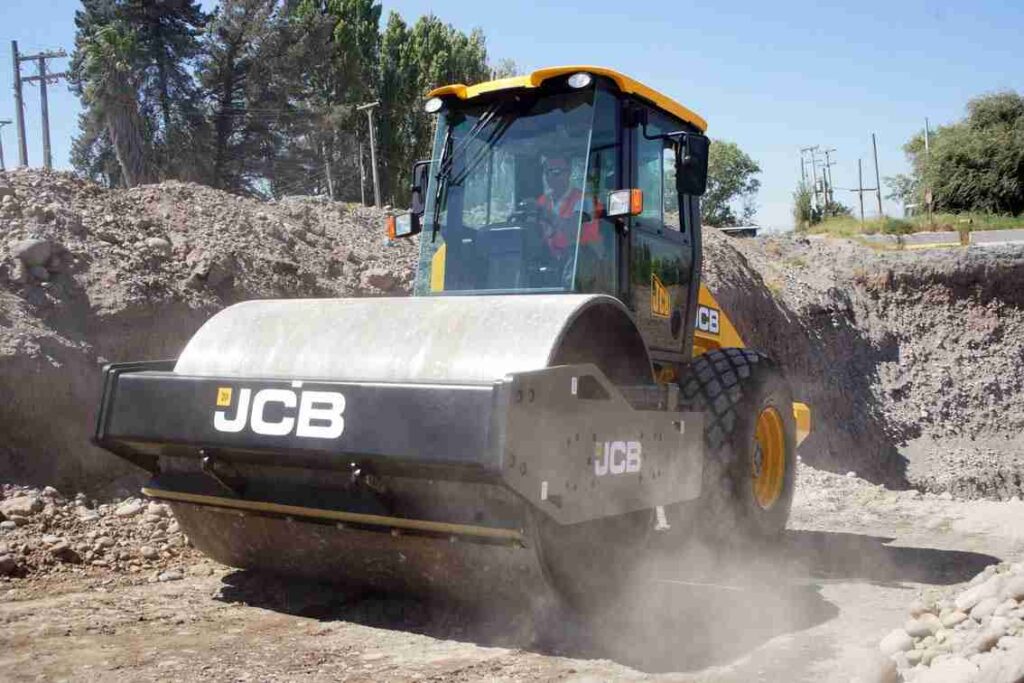 Rodillo JCB-compressed
