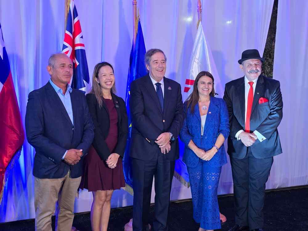 autoridades-compressed